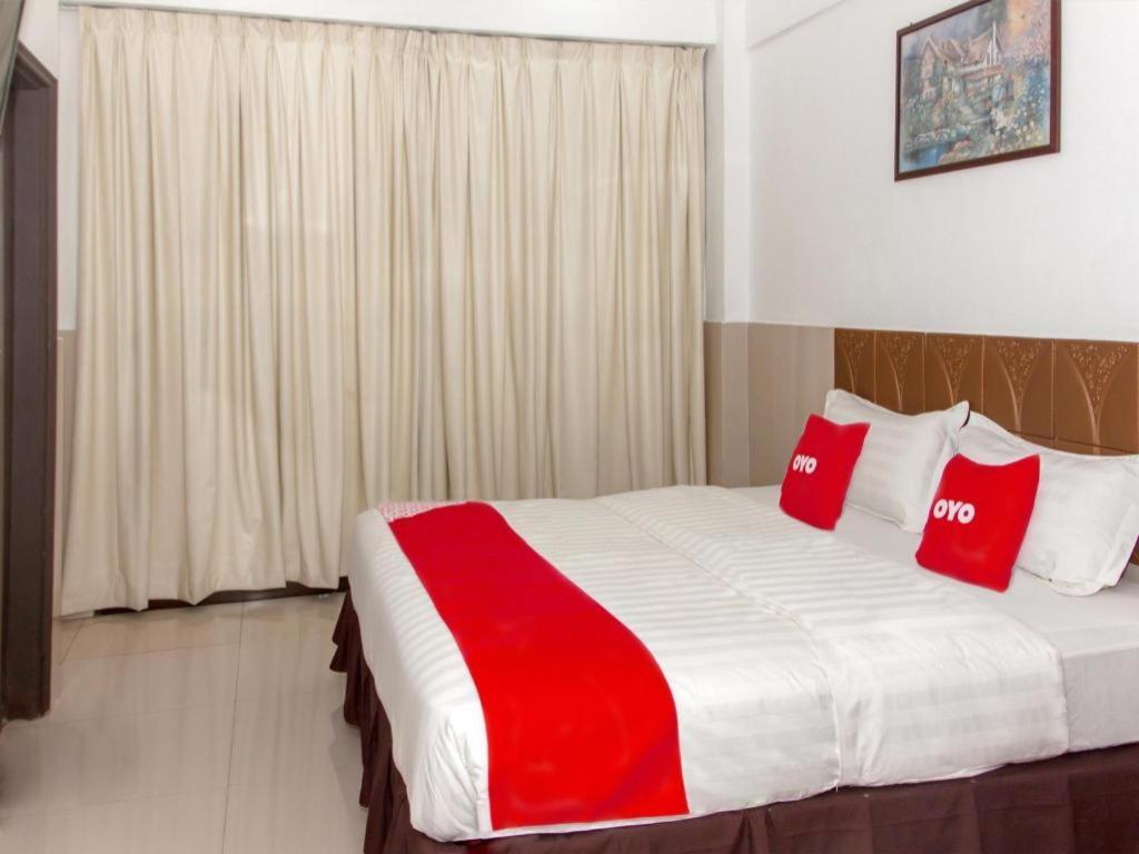 Oyo 89851 Leila Hotel SDK Eksteriør billede
