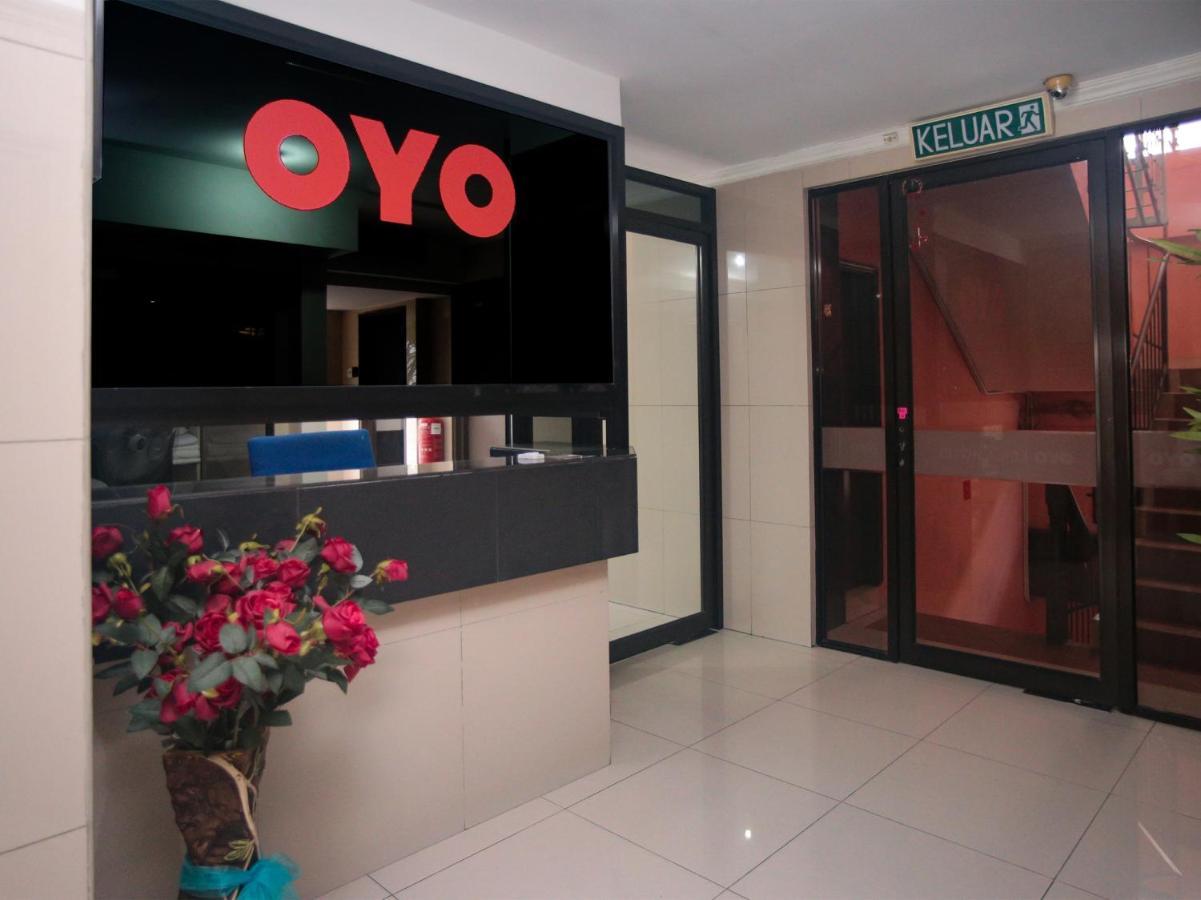 Oyo 89851 Leila Hotel SDK Eksteriør billede